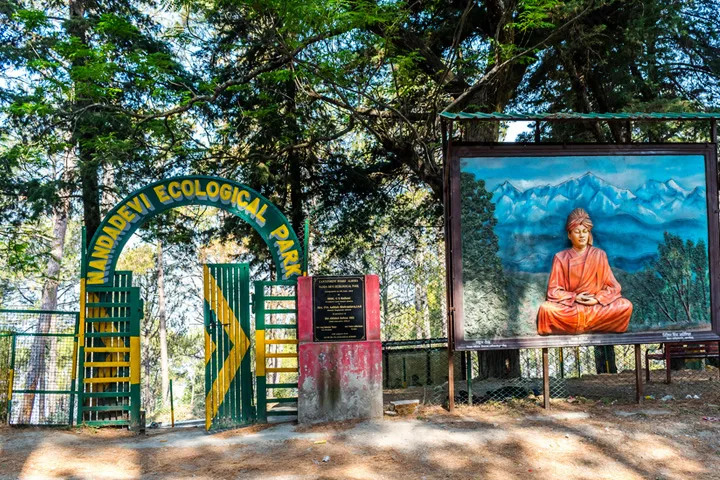 Dehradun to Almora Taxi