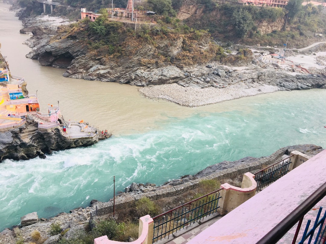 Dehradun to Rudraprayag Taxi